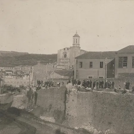 La Lleona アパート *