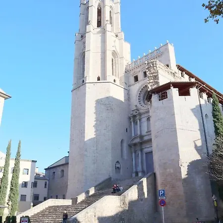La Lleona * 赫罗纳
