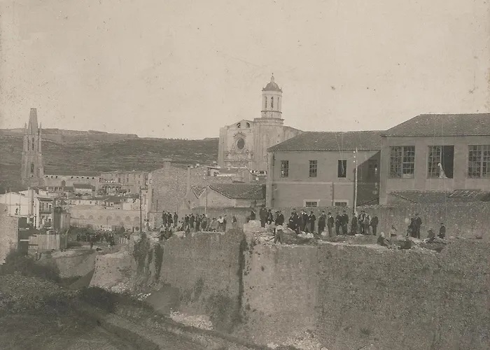 La Lleona Apartment *