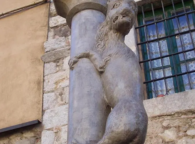 La Lleona Appartement *